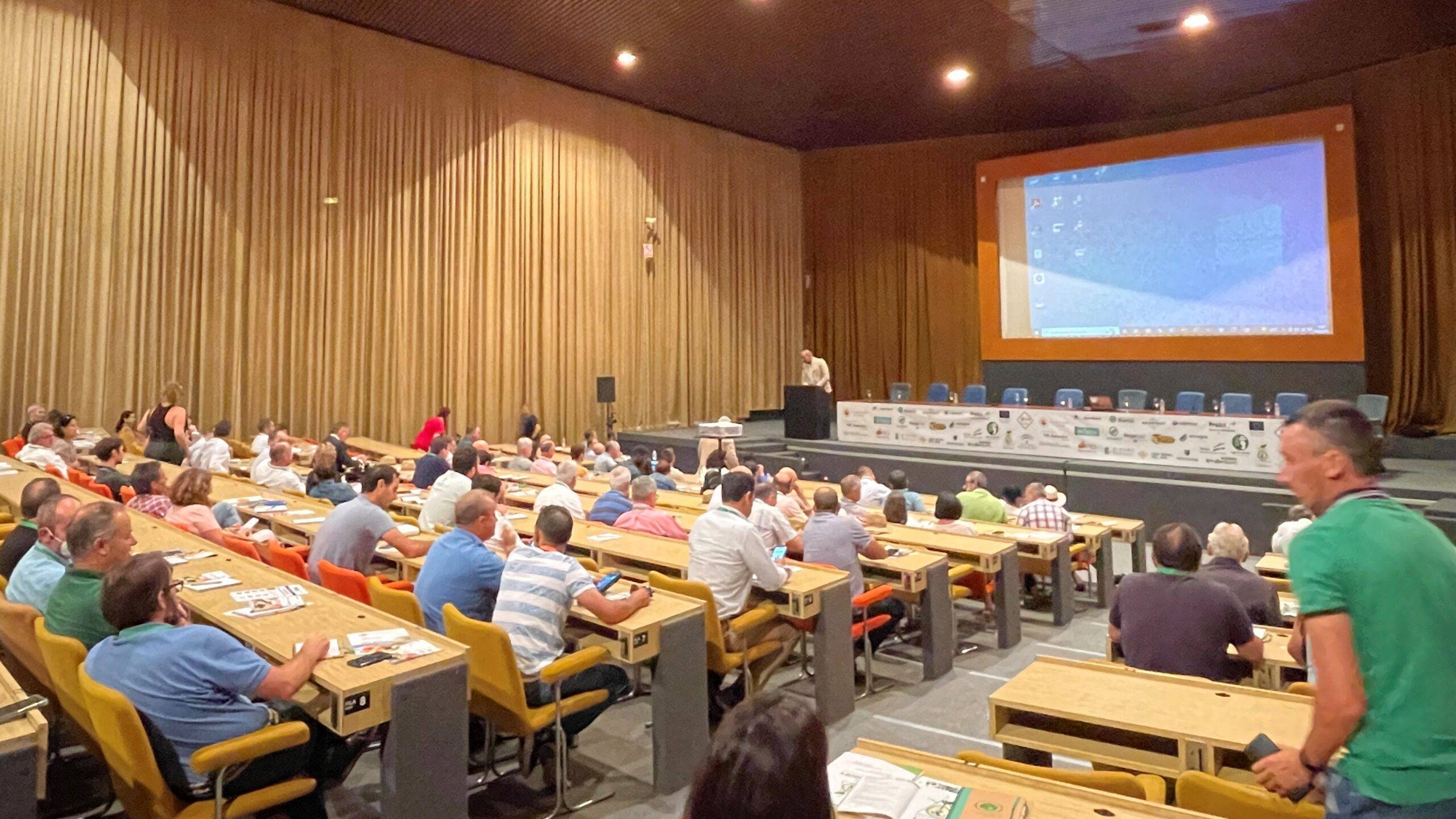 jornada tropicales torremolinos|modesto del pino ifapa mango|Julián Díaz Robledo|raul ferreyra riego aguacate|IMG_20220629_112914|IMG_20220629_152603|IMG_20220629_152538|IMG_20220629_151159|IMG_20220629_141335|IMG_20220629_134709|IMG_20220629_134404|IMG_2